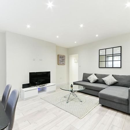 Chic Apartment By Hyde Park London Exterior photo