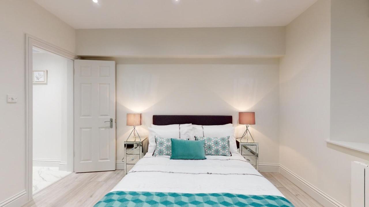 Chic Apartment By Hyde Park London Exterior photo