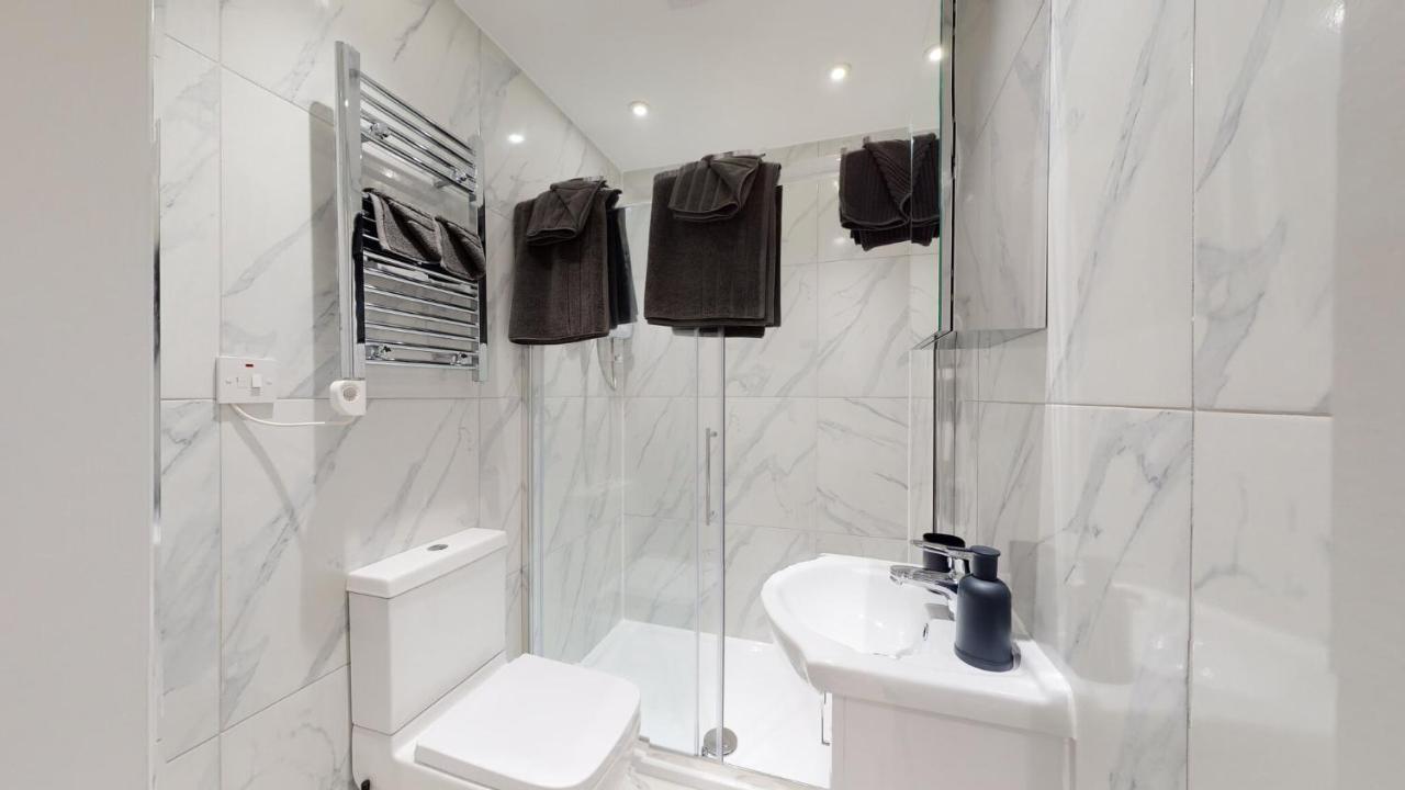 Chic Apartment By Hyde Park London Exterior photo