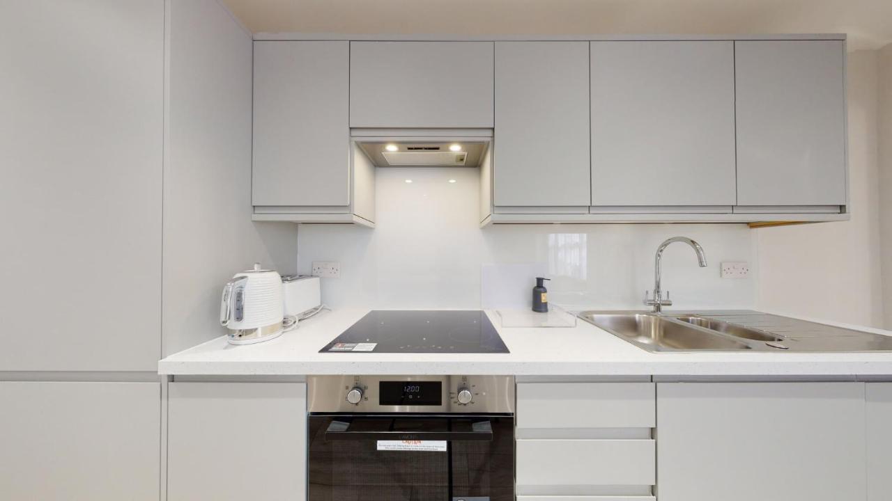 Chic Apartment By Hyde Park London Exterior photo